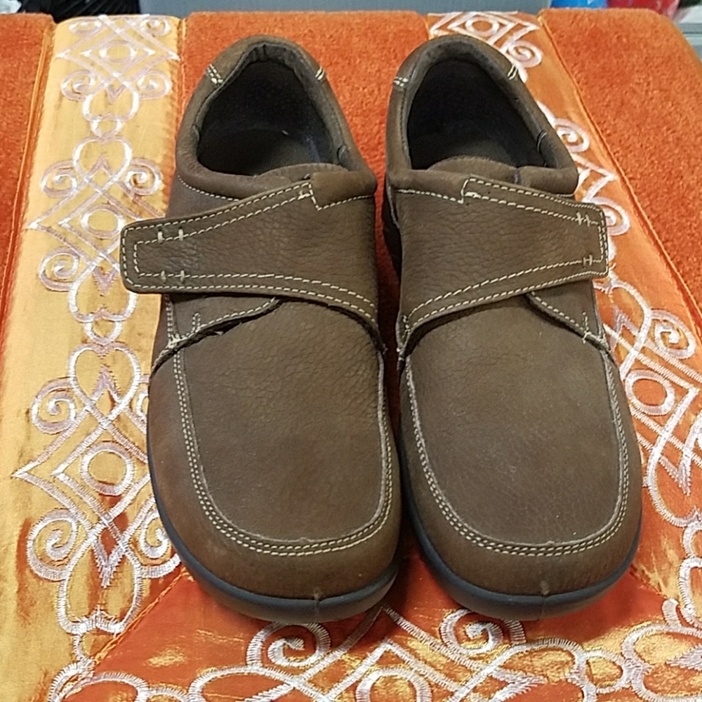Boy shoes
